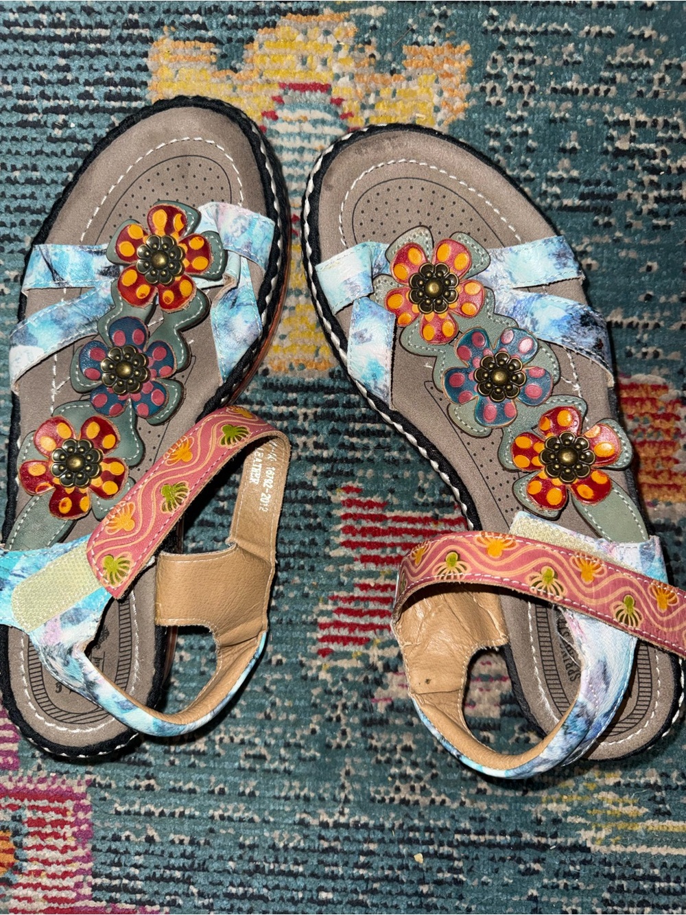 L’Artiste by Spring Step Floral Leather Sandals Size 9